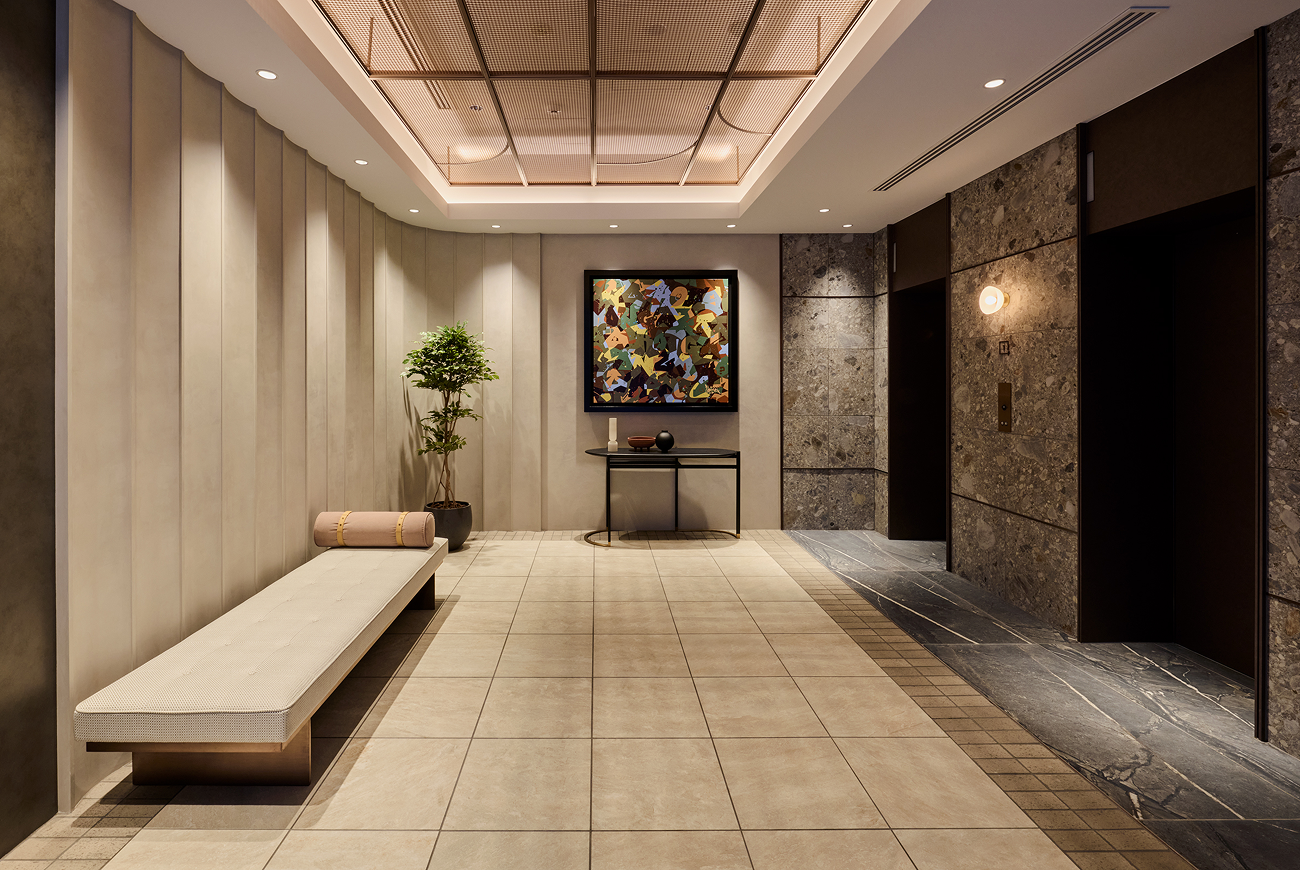 +SHIFT TAMACHI | +SHIFT